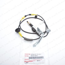 New Genuine Toyota 2011-2014 Sienna Antenna Base Kit 86309-08040 - $1,131.56 MXN
