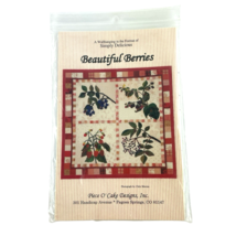 Piece O&#39; Cake Wall Hanging PATTERN Beautiful Berries Applique Simply Del... - €11,13 EUR