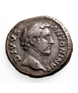 138-161 AD Antoninus Pius AR Denarius Coin in VF, 18mm, 3.2gr, S-5194 - $2,461.79 MXN