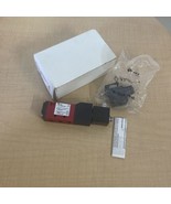 VERSA CSG-4282-D024 AIR VALVE 4 Way KG JD - $20.22 CAD
