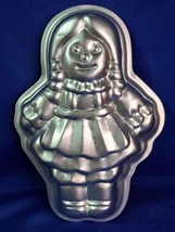 Vintage 1975 Small Doll Raggedy Ann Wilton Cake Pan 508-450 Bakeware Baking - £9.76 GBP