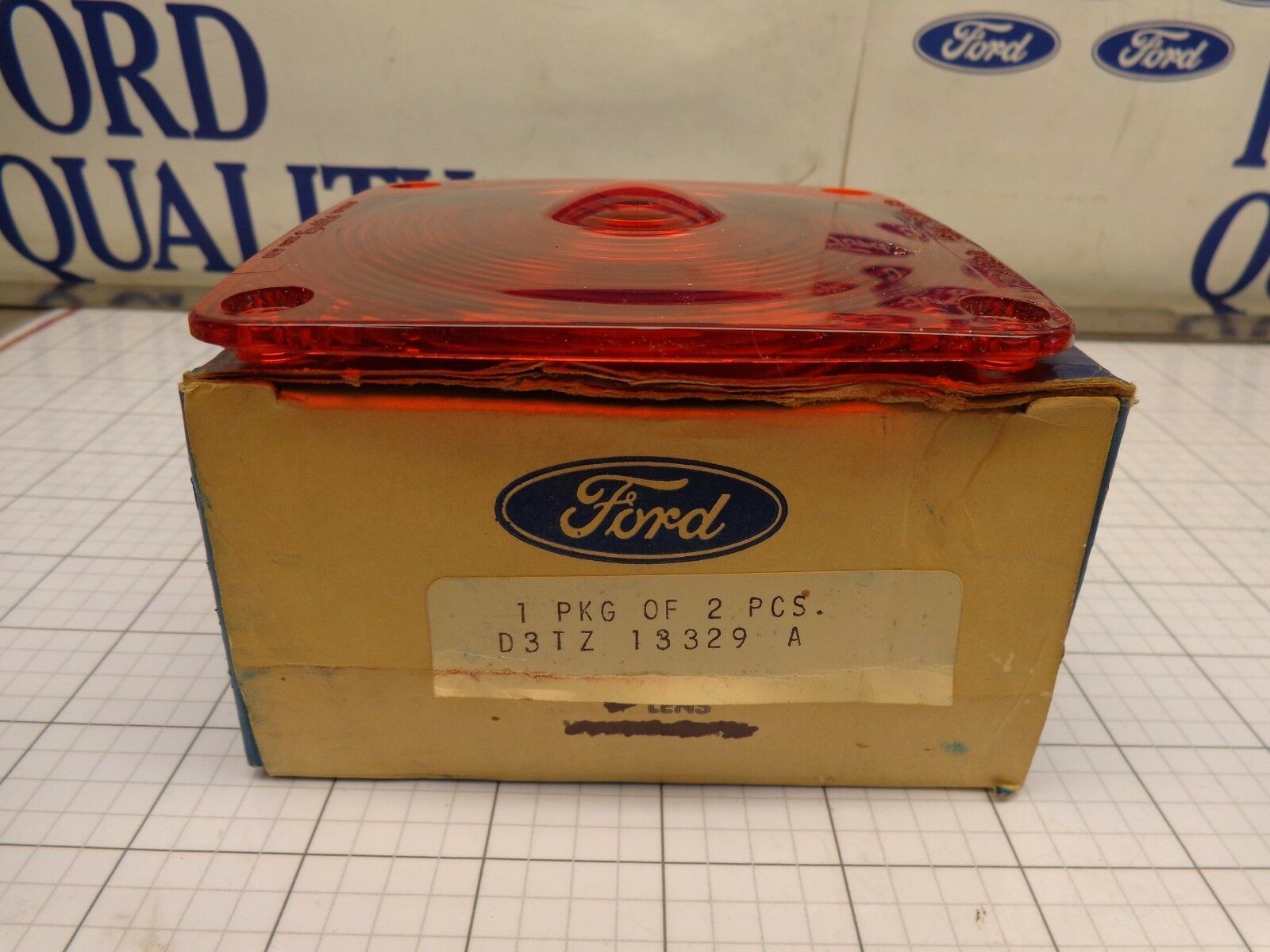 FORD OEM NOS D3TZ-13329-E Turn Signal Lens Red Truck - $14.49