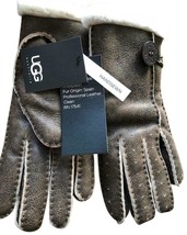 UGG Gloves Bailey Button Chocolate Bomber Shearling Medium New $160 - $154.50