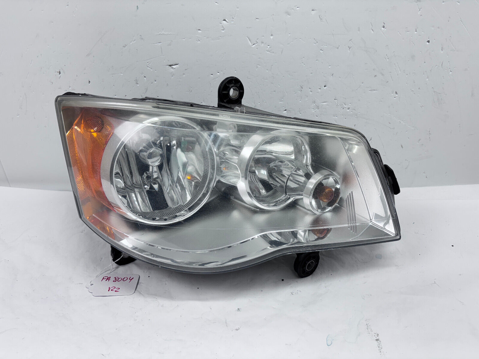 05113336AE 2011-2017 2018 2019 DODGE GRAND CARAVAN FRONT RIGHT OEM HEADL... - $45.00