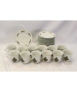Made in China Christmas Tree 12 Cups + 12 Saucers Xmas - $30.24 CAD
