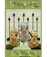 Abbey Lane Quilts The Abbey Bag Flower Pattern Pin Cushion Scrap Bag In One - $203.27 MXN
