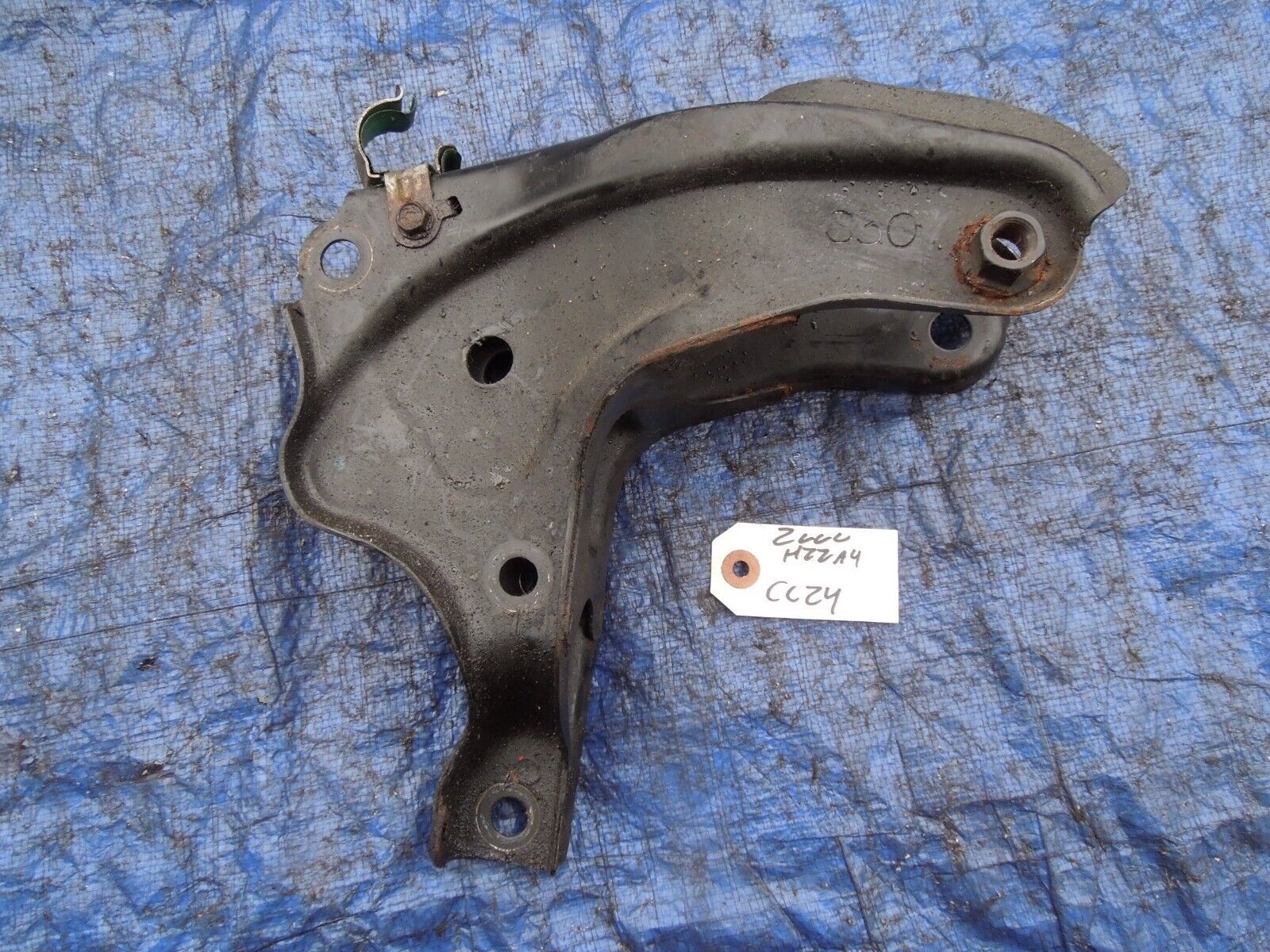 97-01 Honda Prelude H22A4 VTEC rear engine bracket manual transmission O... - $79.99