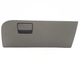 Glove Box Assembly Black OEM 2012 Chevrolet Volt - $442.69 MXN