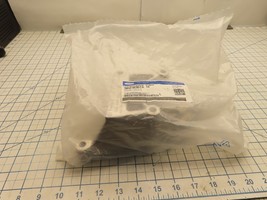 Ford 3M4Z-6038-CA Front Engine Mount Bracket Factory Sealed - $49.98