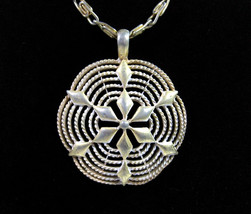SPIDERWEB MEDALLION Vintage NECKLACE Goldtone Round Pendant, Chain 26&quot; - $14.99