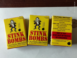 9 Vials Stink Bombs Glass Vials Stinky Smelly Nasty Fart Gas Bomb Smell Gag Gift - £3.07 GBP