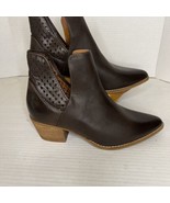 Women&#39;s V cut Ankle boots Pointed Toe Boots Stacked Heels brown size 7.5 - $422.67 MXN