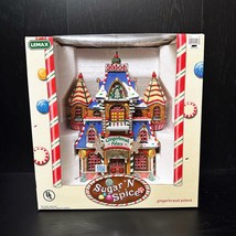 2004 LEMAX Sugar N Spice &quot;GINGERBREAD PALACE&quot; #45043 Christmas Village F... - £67.05 GBP