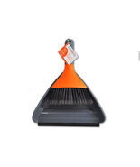 Casabella Dustpan Set Medium Graphite and Orange - $386.40 MXN