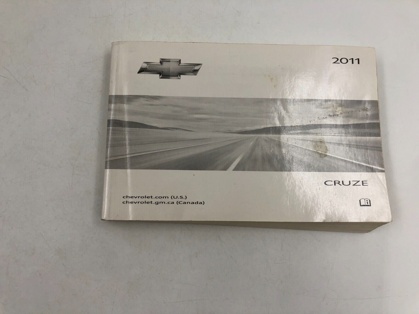 2011 Chevrolet Cruze Owners Manual Handbook OEM F03B08071 - $40.49