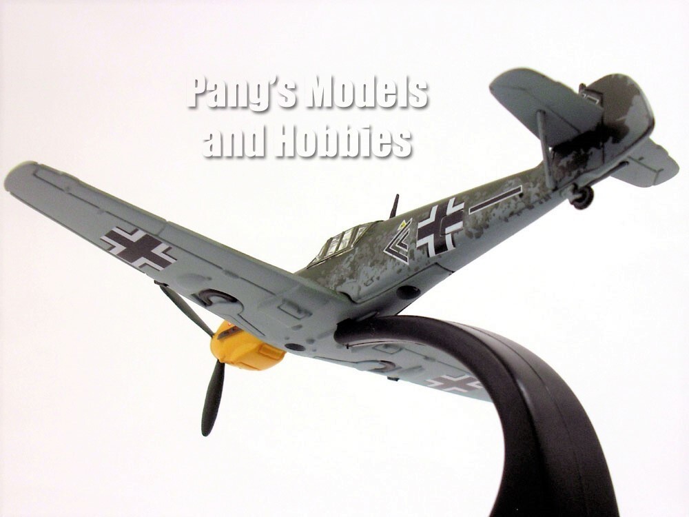 Bf-109 (Bf-109E-4) Wolfgang Lippert - 1940 1/72 Scale Diecast Model by Oxford Item image 6