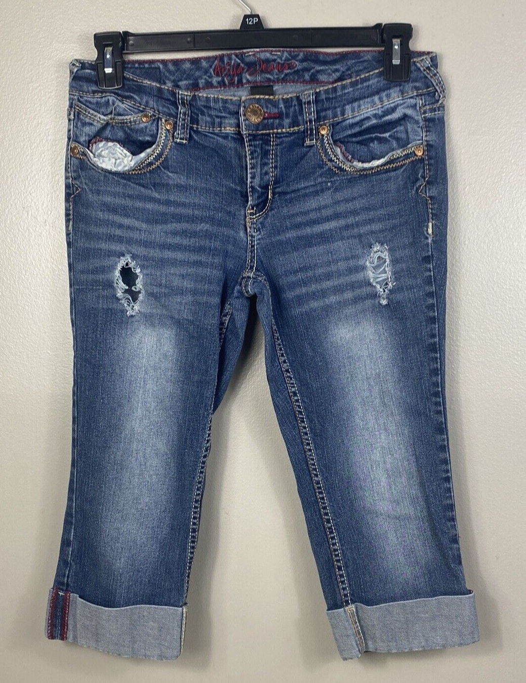 Primary image for Ariya Jeans Women's Size 11/12 Medium Wash Denim Shorts/Jeans