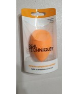 Real Techniques Miracle Complexion Sponge Makeup Blender for Liquid and ... - $10.53 CAD
