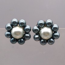 Vintage Bead Cluster Earrings, Deep Blue Hued Floral Clip Ons from Mid Century - £19.93 GBP