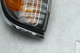 Passenger Corner/Park Light Park Lamp-turn Signal Fits 01-04 TACOMA 72410 image 5