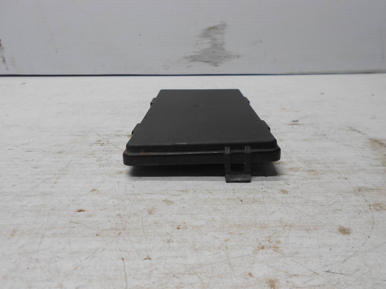 1999-2003 Ford F 150 Under Hood Fuse Relay Box Cover Lid Black XL34