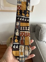Lagerfeld Vintage Silk Dogs Cats Print Made In Italy Tie - $379.09 MXN