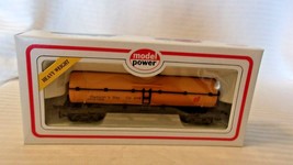 HO Scale Model Power 40&#39; Hudson Bay Oil &amp; Gas Single Dome Tank Car, Yellow, BNOS - £22.38 GBP