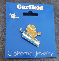 Confident Garfield Uphill Blue Skiis Ski Souvenir Lapel Hat Pin Cloisonne - £8.96 GBP