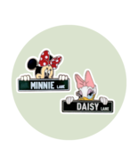Minnie Mouse and Daisy Duck Disney Pins: Best Friends Lane Street Sign - $459.33 MXN
