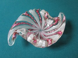 CRYSTAL VENETIAN VANITY DISH / ASHTRAY  7 X 5&quot; WAVED ROPED PINK WHITE GO... - £98.92 GBP