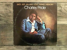 Charley Pride-She&#39;s Just An Old Love Turned Memory Vinyl LP Record &amp; album - £10.94 GBP