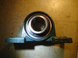 (QTY 2) Unbranded P208  UC208-24 INSERT 2 BOLT PILLOW BLOCK BEARING - $602.96 MXN