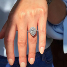 2.30Ct Birne Künstlicher Diamant Doppel Halo Verlobungsring 14K Weiß Vergoldet - £102.11 GBP