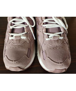 Women&#39;s Vionic Classic Walking Shoe Sizr 7.5 - $48.15 CAD
