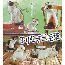 Posing Calico Cats &amp; Kittens Mini Figure Collection - £10.35 GBP