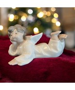 Lladro Angel Laying Down Cherub Boy Porcelain Figurine #4541 Glossy *Min... - $79.99