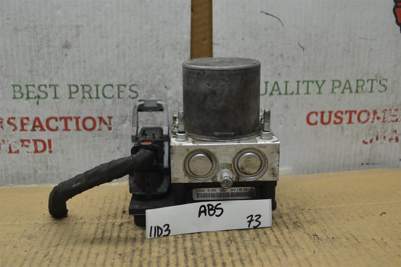 2010-12 Hyundai Santa Fe ABS Brake Pump Control 589102B600 Module 73-11D3 - $108.77