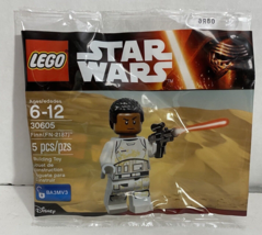 NEW LEGO Star Wars The Force Awakens FINN FN-2187 Minifigure Polybag 30605 - £7.44 GBP