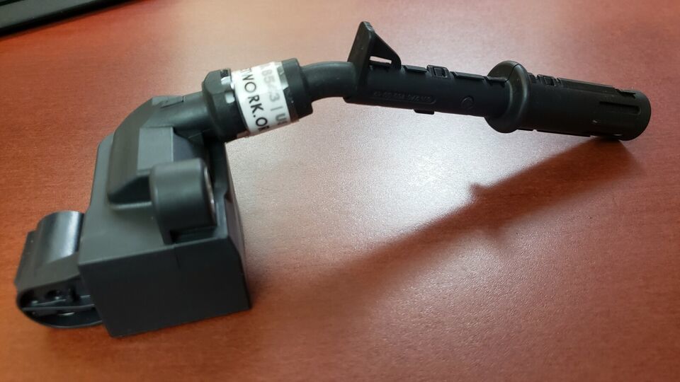 A2769060260 Genuine Mercedes-Benz Ignition Coil A2769060160 BOSCH ENG RA... - $42.30