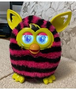 Tiger Electronics Furby Boom STRAIGHT STRIPES Black &amp; Pink - Tested &amp; WO... - €27,12 EUR