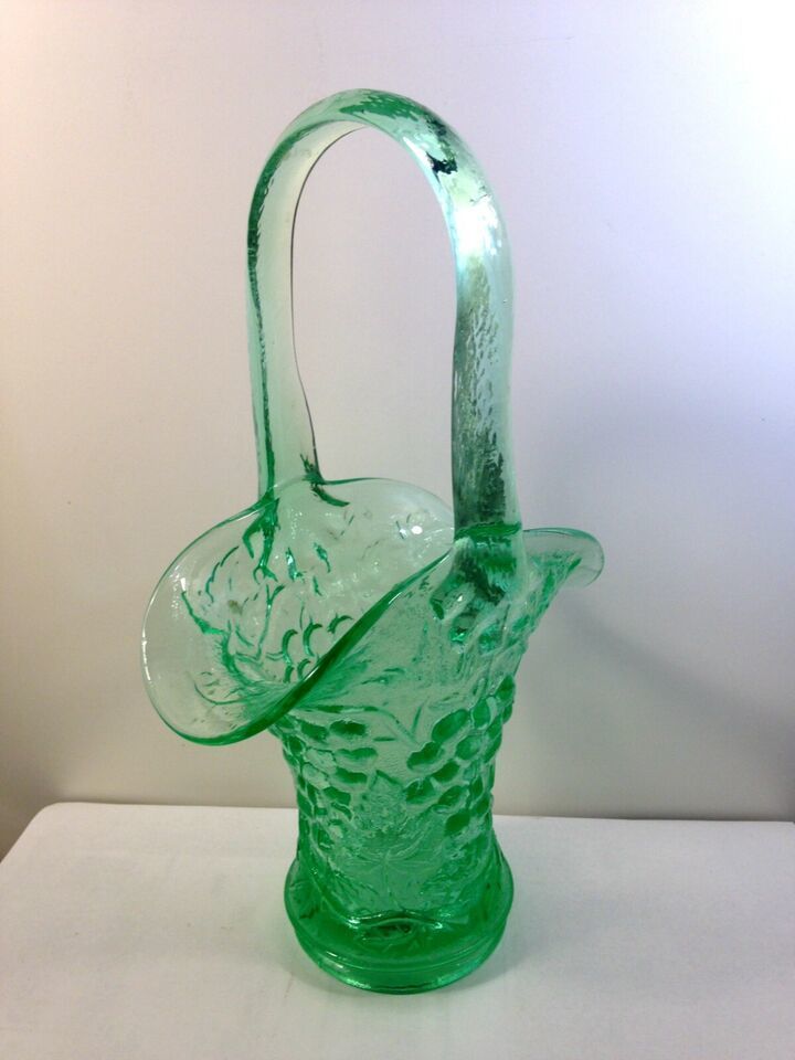 Primary image for Glass 10 in Basket Imperial 473 Hi Handle Twig Apple Green w Grape and Leaf FC!