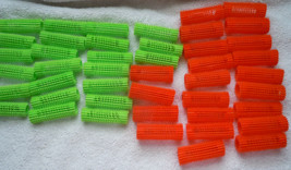 Mid Century Plastic Green and Orange Roller Curlers - €6,11 EUR