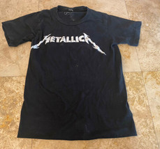 Vintage Metallica Shirt Mens XS Black White Spell Out Rock Band Concert 2014 Tee - £15.02 GBP