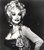 Dolly Parton 8x10 black and white photo Country Music Actress Pose A - $9.99