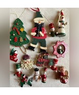 14 wooden (and more) French vintage rustic mini Christmas tree ornaments. - $1,172.55 MXN