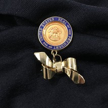 Seal of the President of the United States Pin Brooch Goldtone Bow Vinta... - £28.56 GBP