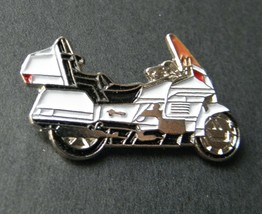 HONDA GL1500 WHITE MOTORCYCLE BIKER LAPEL PIN BADGE 1 INCH - $5.64