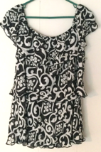 White House Black Market blouse size XL women black &amp; white design ruffles - £9.49 GBP