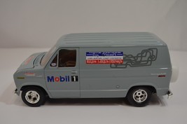 AMT &#39;77 Ford Coca Cola Van Model Car 1/25 Scale Built Up Customized w/ extras - £77.05 GBP