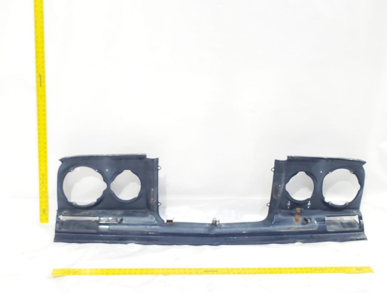 1989 Jeep Grand Wagoneer OEM Grill Front Header Panel Item image 3